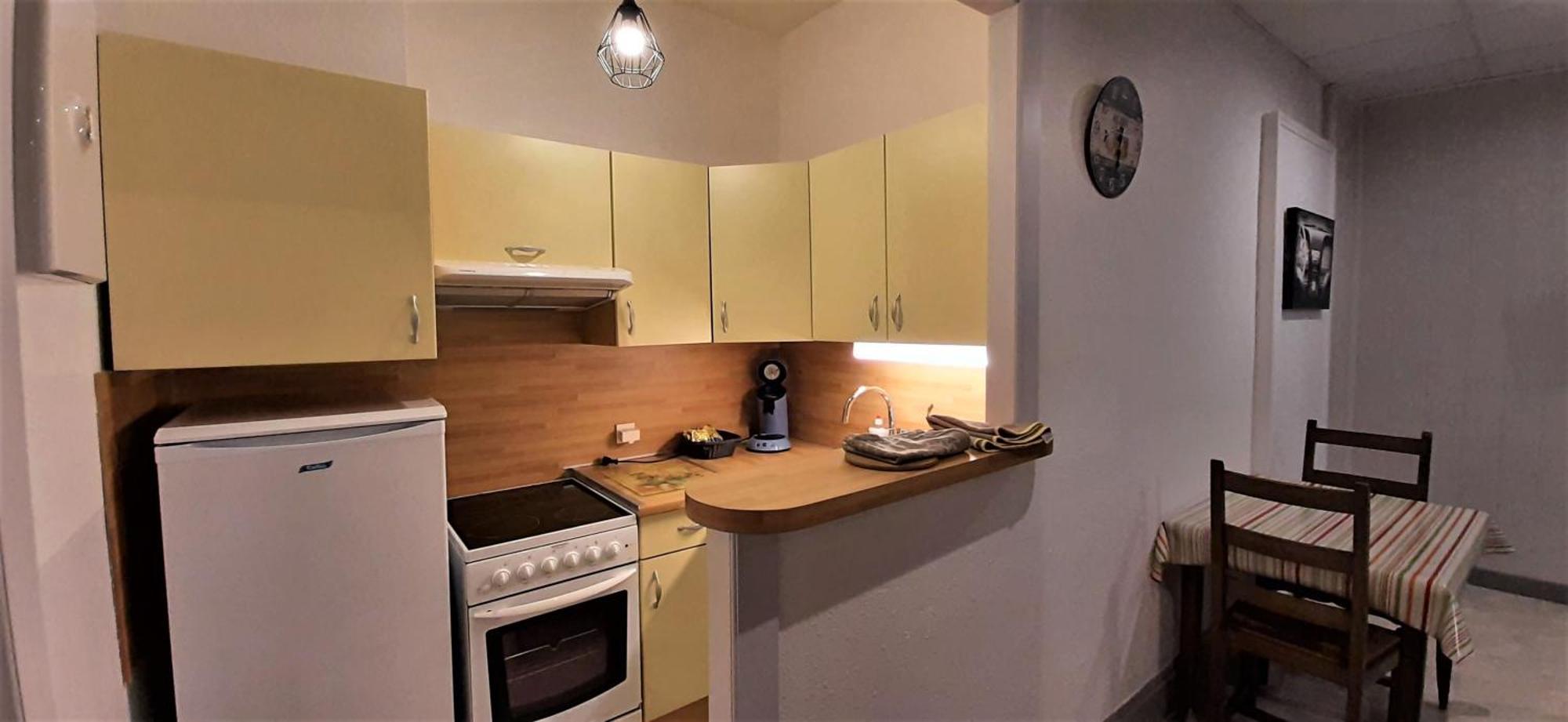Ecm Continental Apartment Vittel Bagian luar foto