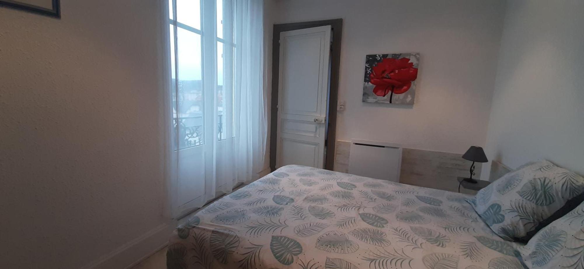 Ecm Continental Apartment Vittel Bagian luar foto